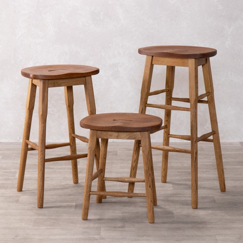 Vintage style oak lab - style,