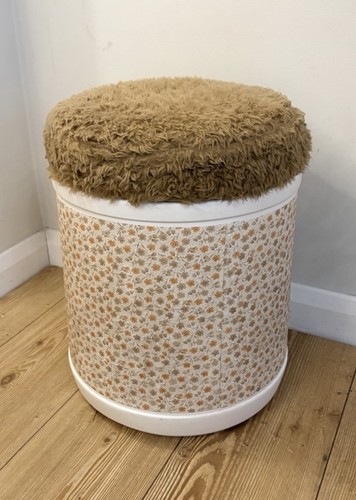 Vintage 1970s floral - vintage, storage