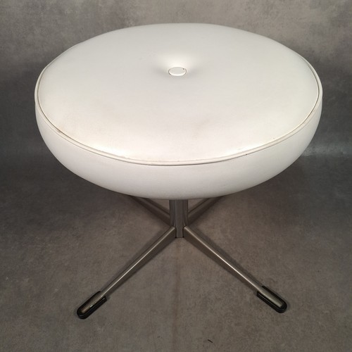 Retro white vinyl round - retro,