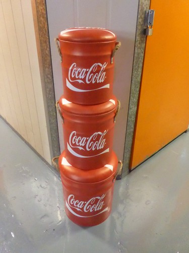Coca cola red coke - red,
