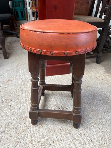 Round wooden pub stool - wooden,