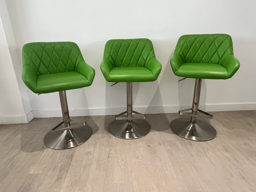 Three green vintage retro - three,
